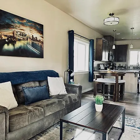 Cheerful New 2 Bedroom Home In Cul De Sac Netflix Medford Esterno foto