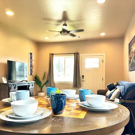Cheerful New 2 Bedroom Home In Cul De Sac Netflix Medford Esterno foto