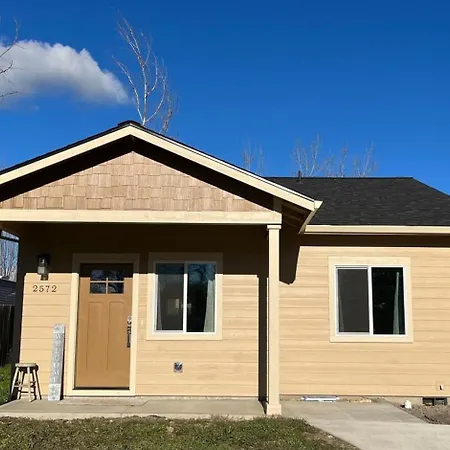 Cheerful New 2 Bedroom Home In Cul De Sac Netflix Medford Esterno foto