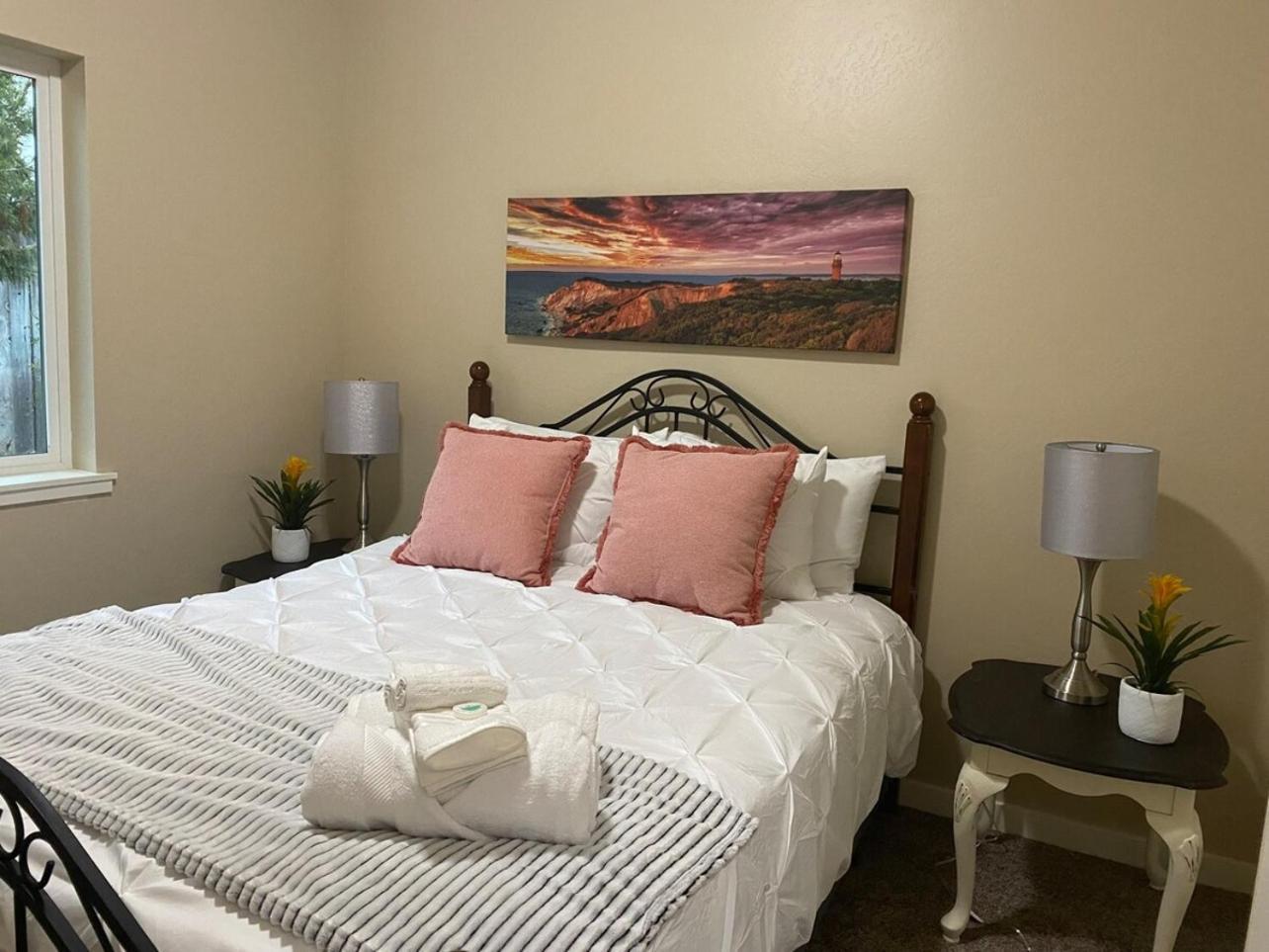 Cheerful New 2 Bedroom In Cul De Sac Netflix Hébergement de vacances